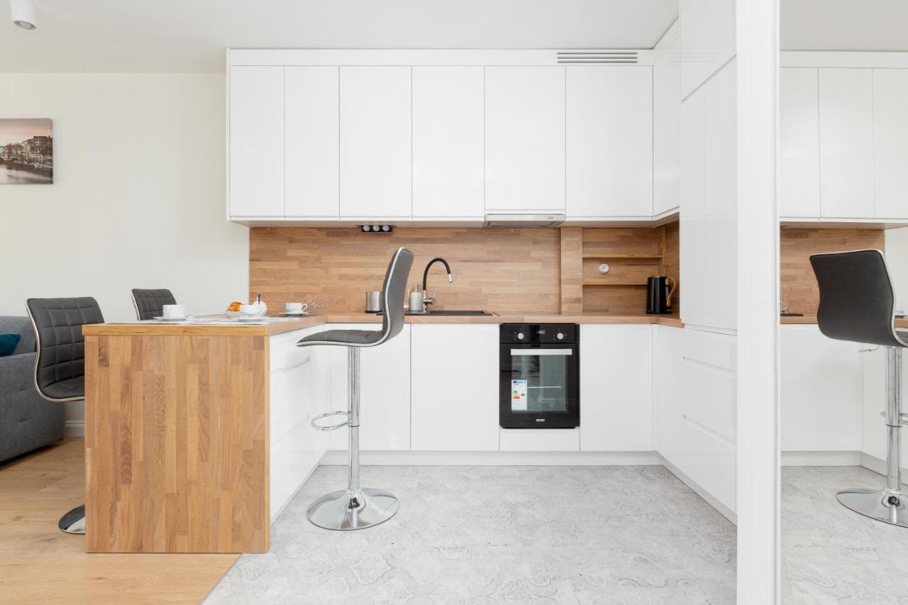 ורשה Apartments City Center Ochota By Noclegi Renters מראה חיצוני תמונה